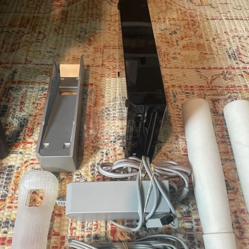 HUGE Nintendo Wii Console Bundle Lot With Wii SPORTS Game! Tested